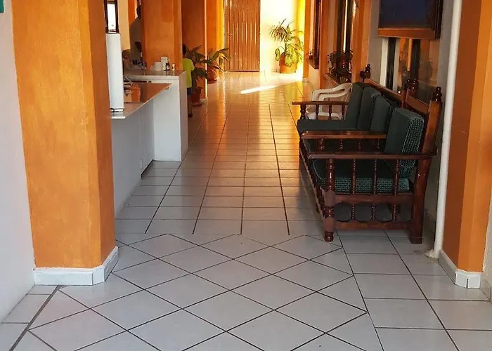 Tropicana Hotel 3*