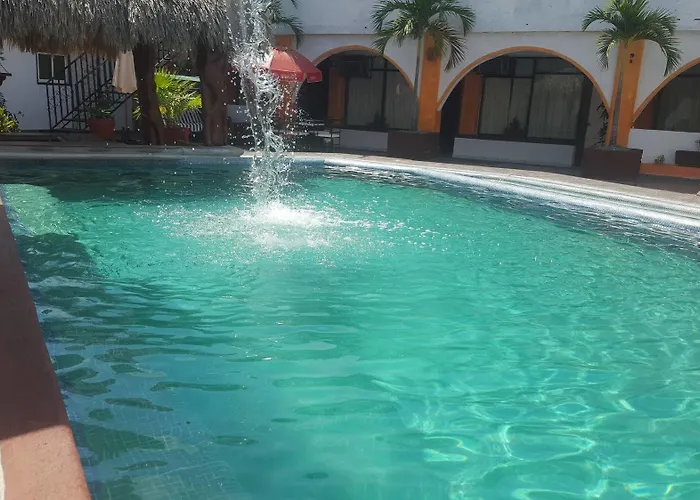 Tropicana Hotel Zihuatanejo