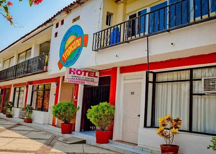 Hotel Tropicana Zihuatanejo